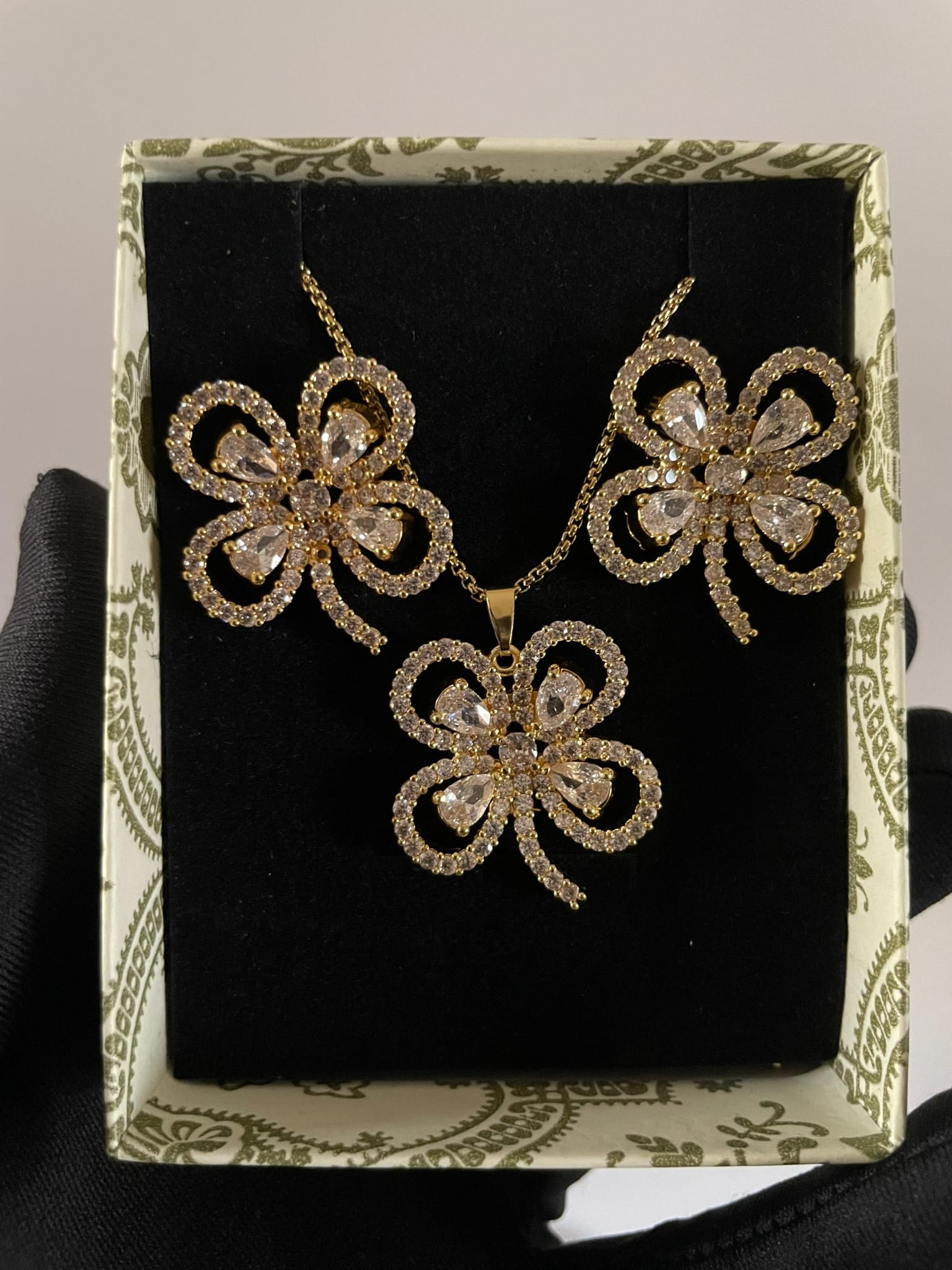 Earrings Set - Image 5