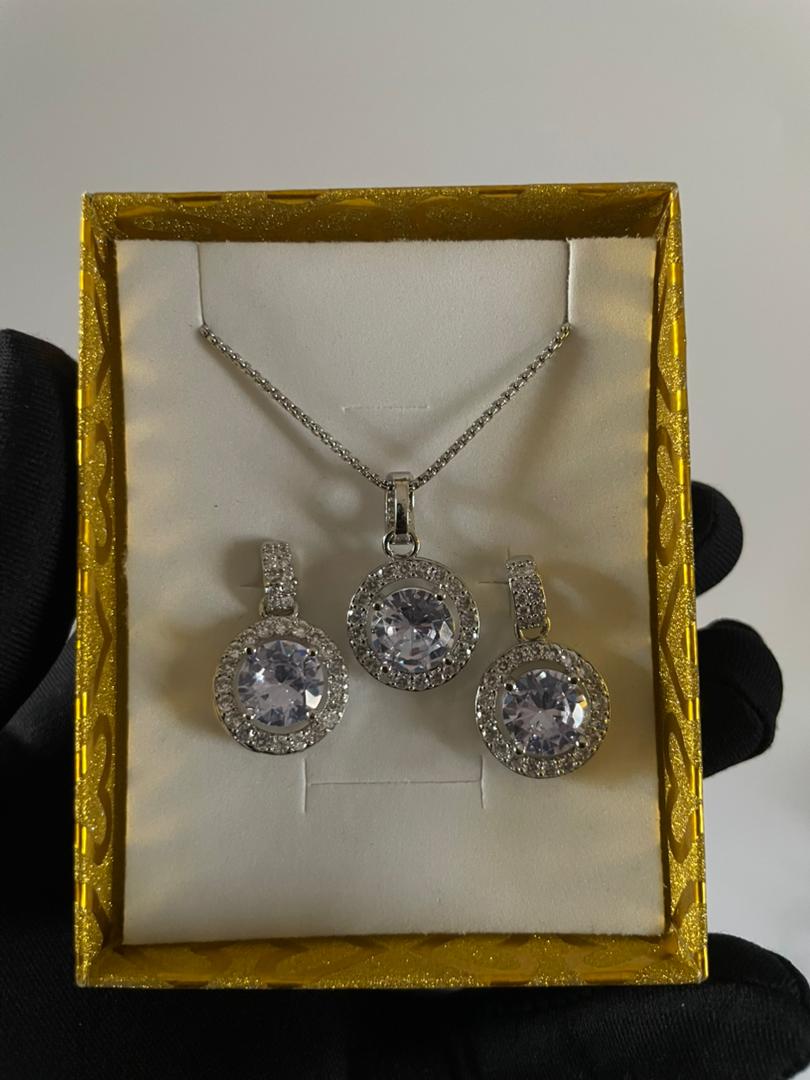 Earrings Set - Image 7