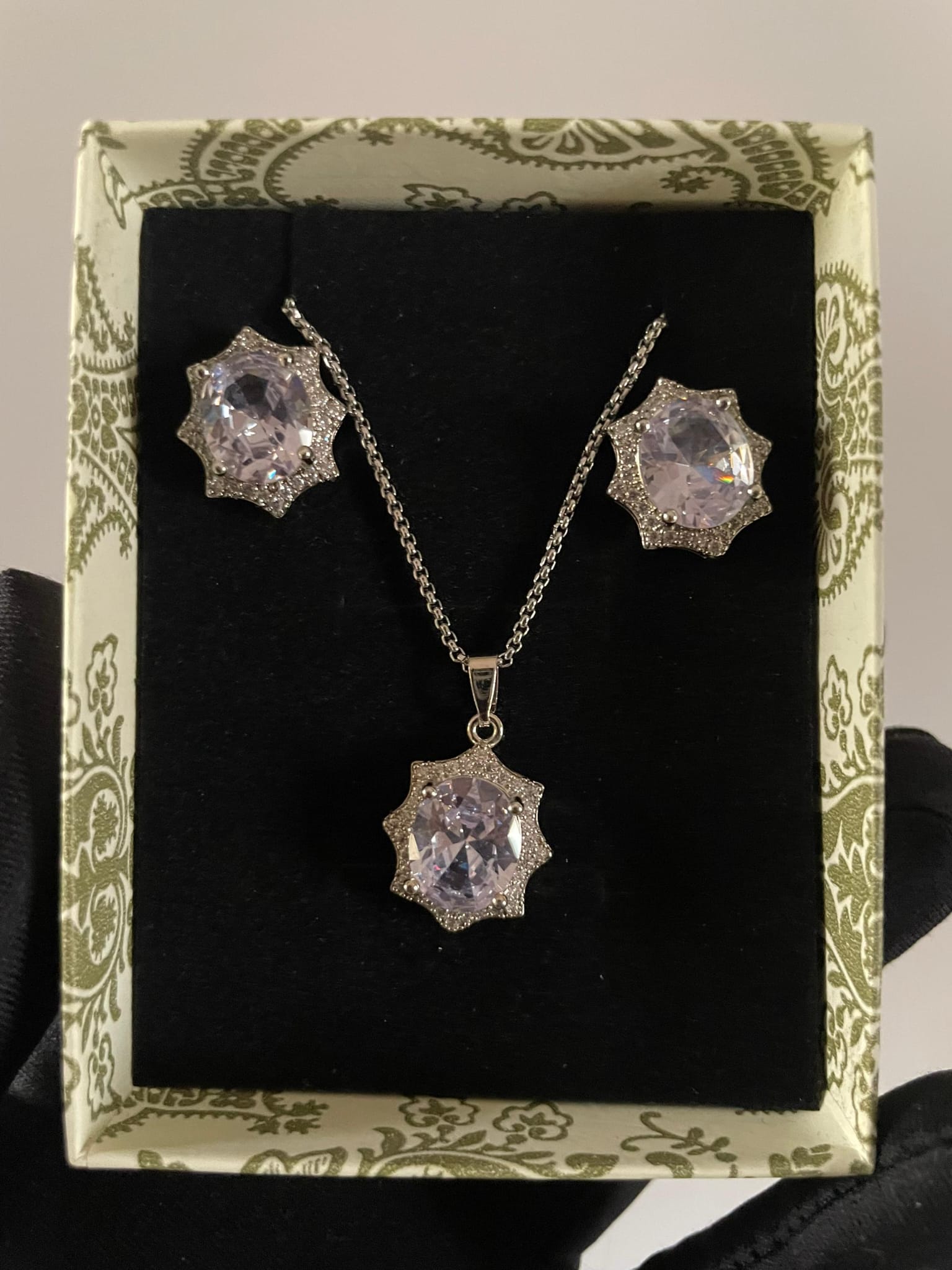 Earrings Set - Image 6